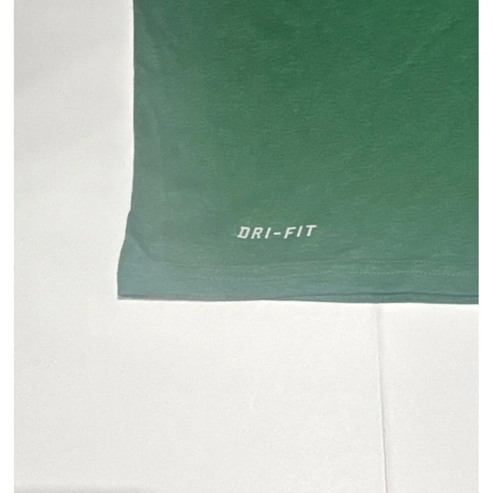 Nike Dri-FIT Men’s Medium Green Short Sleeve Crew Neck Graphic Tee “Just Do It”